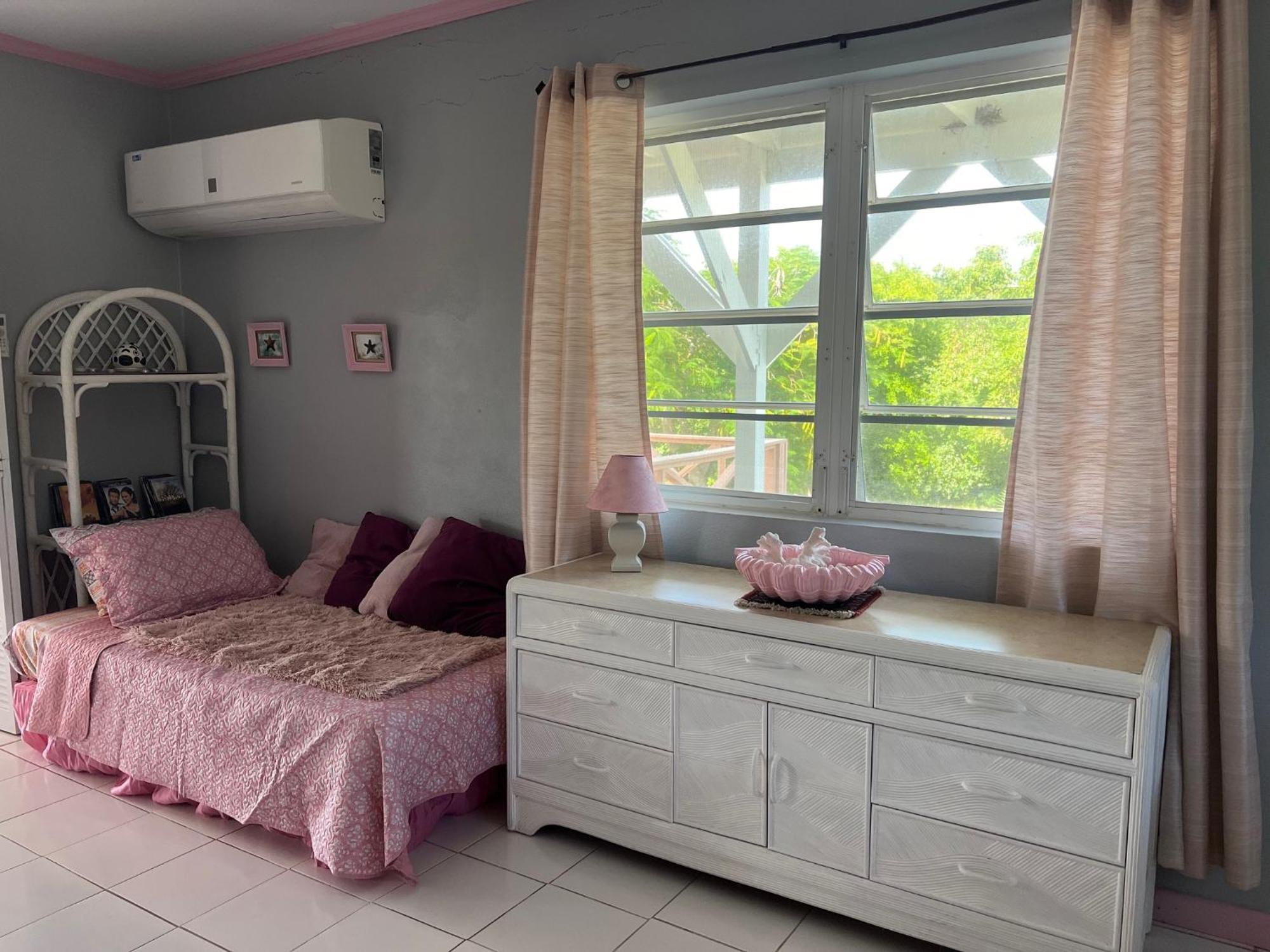 Turtles Nest Bahamas Apartment George Town Phòng bức ảnh